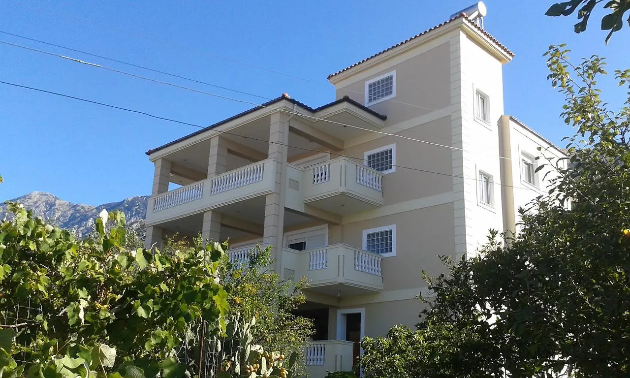Spartila Apartments Dhermi Aparthotel