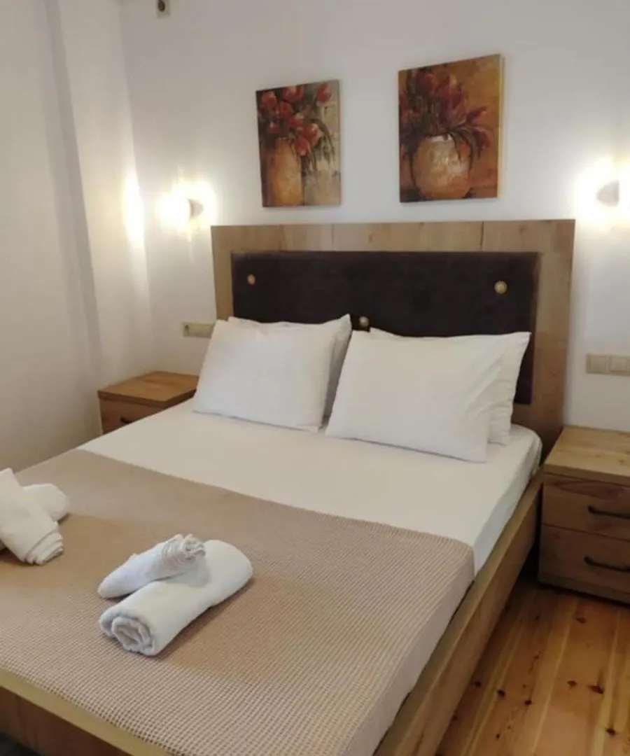 Spartila Apartments Dhermi Aparthotel